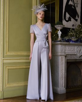 Available in light grey (as pictured) and fuchsia 005768