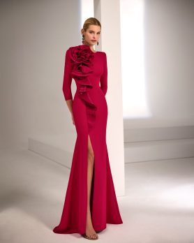 Available in crimson red (as pictured) fuchsia and azul blue (00)